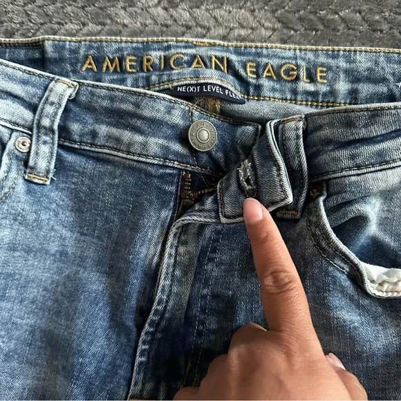 American Eagle Outfitters Blue Slim Jeans Distressed - Picture 4 of 13